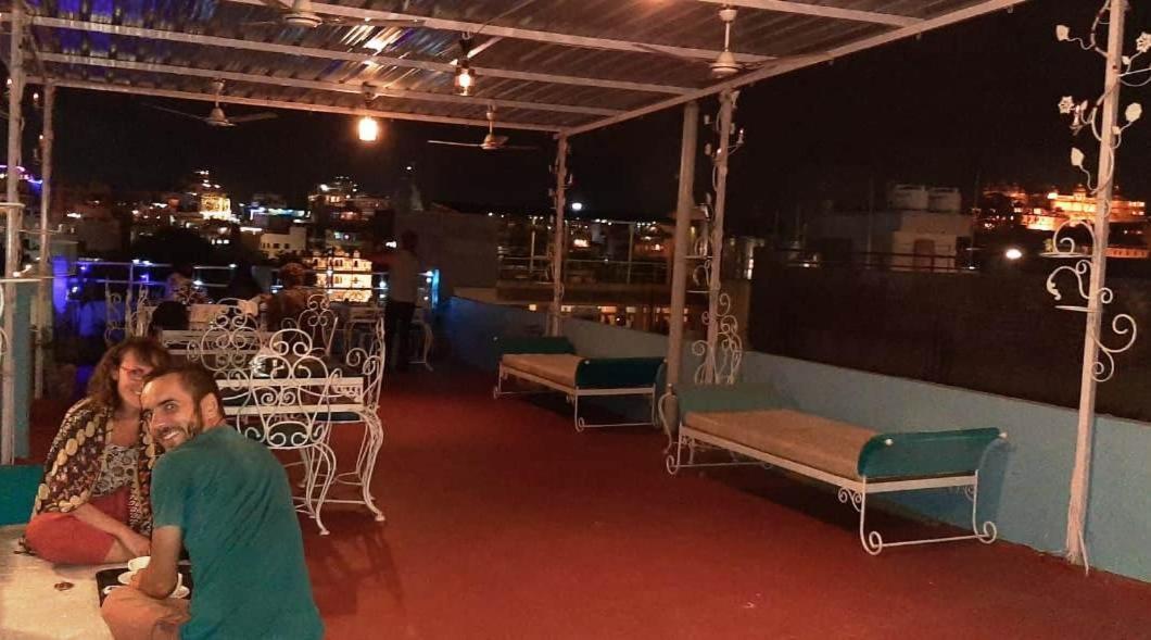 Hotel Shiv Palace Udaipur Exteriör bild